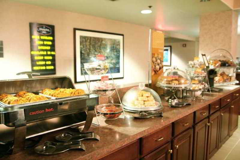 Hotel Hampton 3*